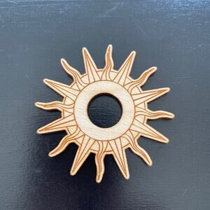 Pretty Sunburst Wood Sphere Holder/Stand